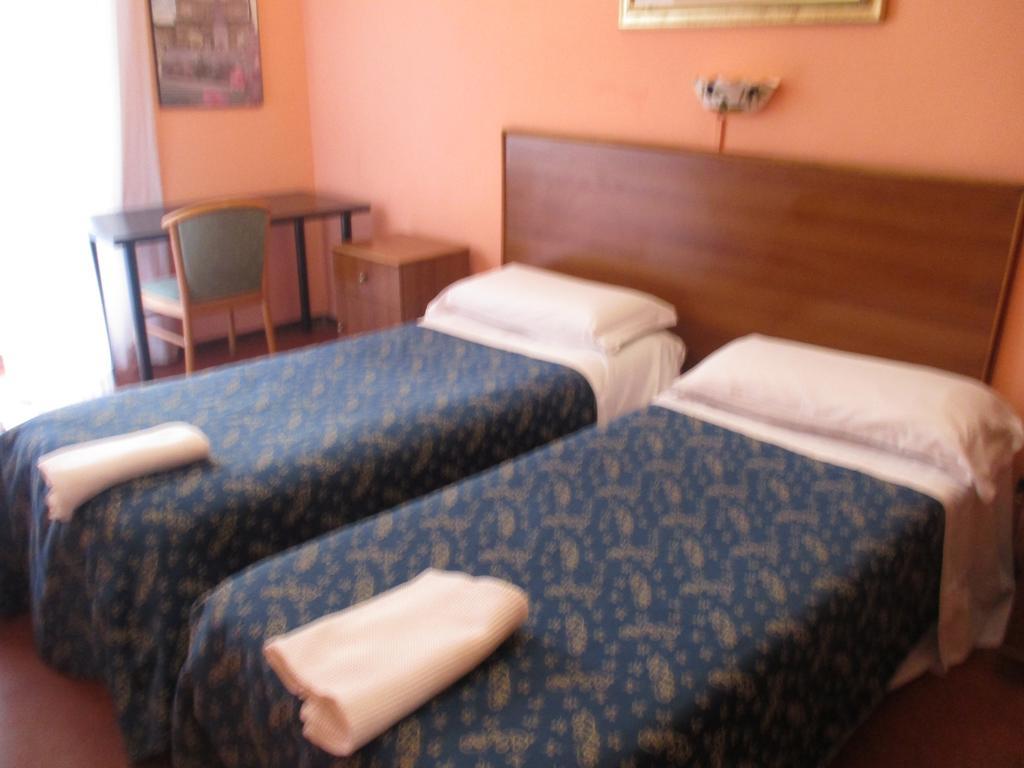 Hotel Gloria Рим Экстерьер фото